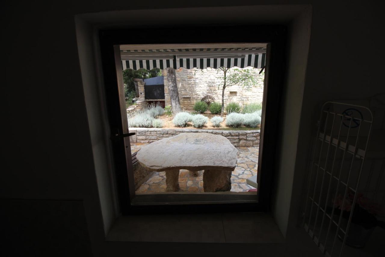 Vila Stone House Skrivena Pridraga Exteriér fotografie